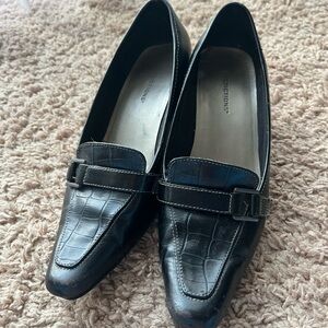 Predictions Black Textured Loafers